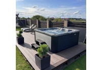 Akrilinė, elektrinė spa „Amber“ su gulima vieta Akrilinė, elektrinė spa „Amber“ su gulima vieta