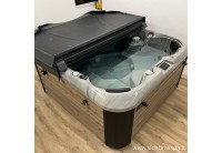 Akrilinė, elektrinė spa „Granite" Akrilinė, elektrinė spa „Granite"